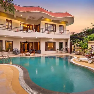 Stayvista's Prakriti Farms With Outdoor Pool, Complimentary Breakfast Udaipur